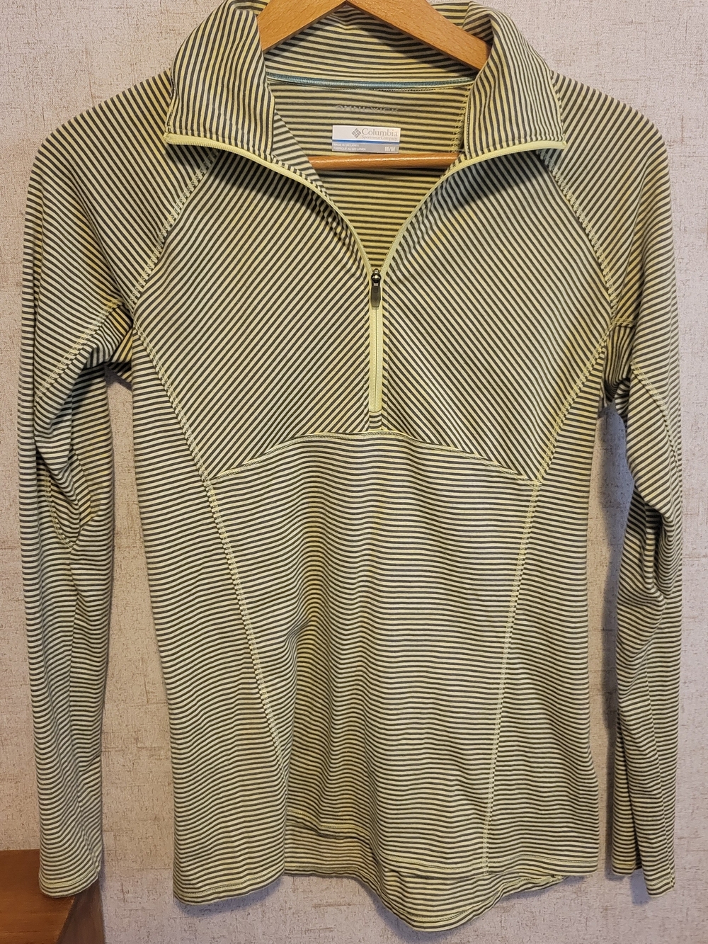 Columbia Striped Omni-Wick Pullover - Yellow & Navy, Medium